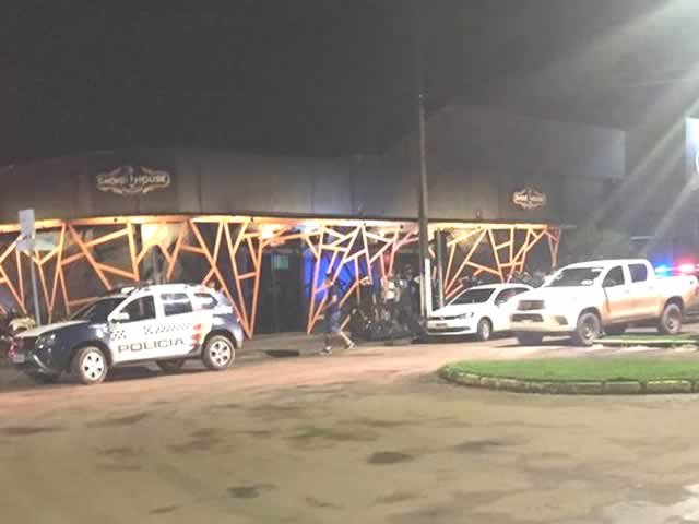 Operação RISP em Colíder tem saldo de dois presos, um com droga em casa noturna e homem com arma de fogo.