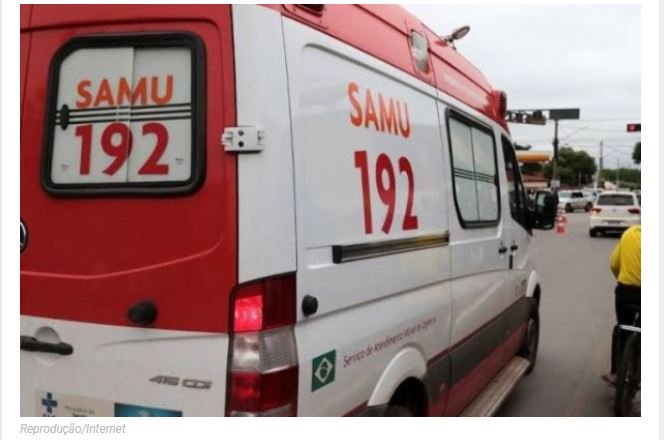 Piloto perde controle da moto, bate contra poste e morre