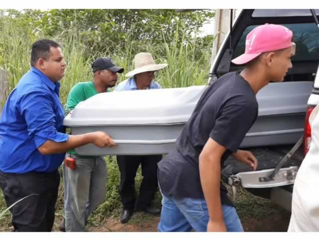 Jovem em Colíder morre afogado após pular de ponte do Rio Carapá. (Vídeo)
