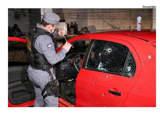 Carro é atingido por 16 tiros e duas pessoas ficam feridas em Nova Mutum