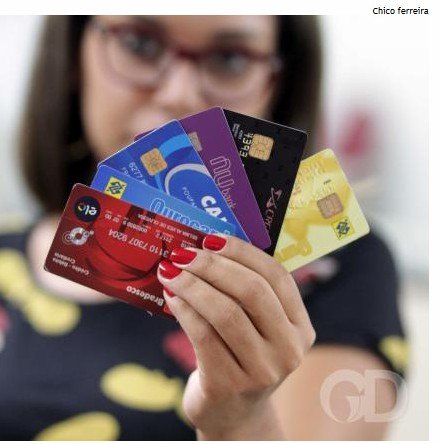 Percentual de famílias com dívidas atinge recorde em março