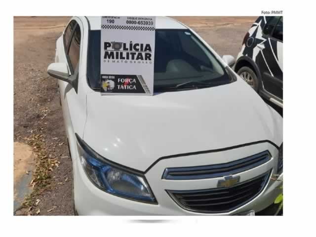 Dupla que puxava carreata contra isolamento social é presa com carro roubado