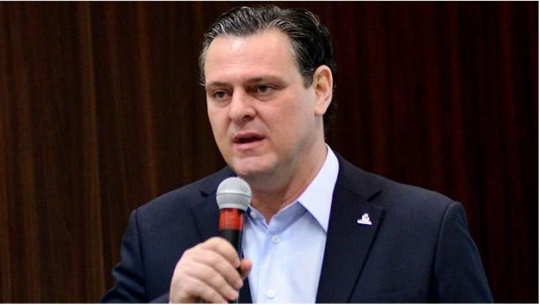 Carlos Fávaro assume lugar de Selma Arruda no Senado