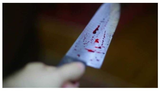 Homem leva facada da esposa, coloca culpa em assaltantes mas é desmentido por filha de 4 anos