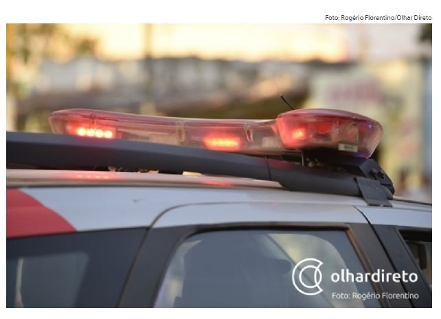 Homem é executado com a filha no colo dentro de ônibus; três tiros