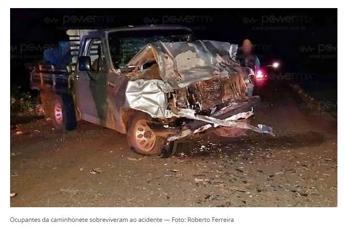 Seis pessoas da mesma família morrem em acidente envolvendo carro e caminhonete em MT