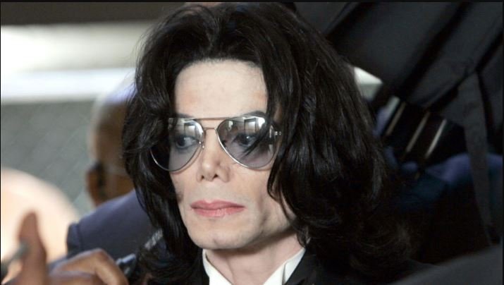 Assistente revela bizarro pedido de Michael Jackson na madrugada