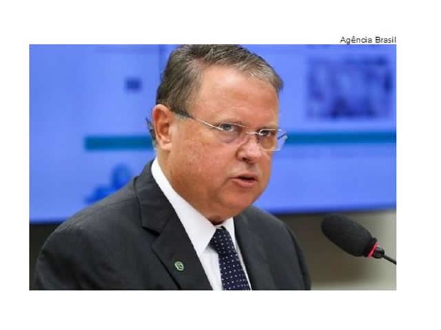 Com dores, ex-ministro Blairo Maggi faz exames e fica em observação