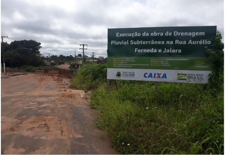 Moradores do Bairro Jardim Alvorada em Colíder comemoram a inauguração da Obra de Drenagem das Águas. (Fotos)