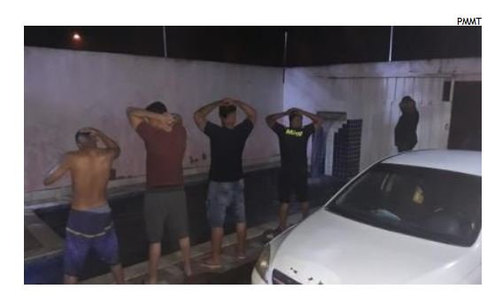 Oito são presos em festa com menores, droga e arma falsa