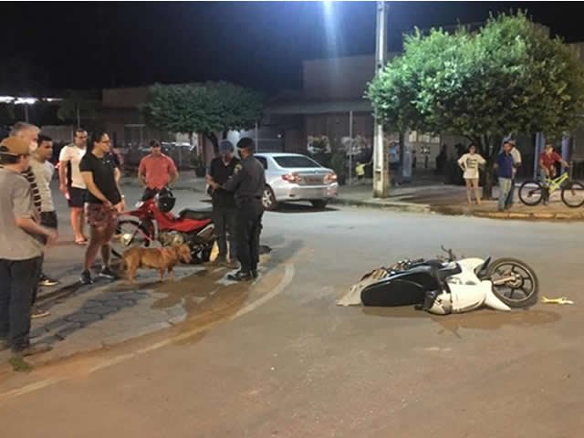 Acidente em Colíder envolvendo um Corola e uma Biz deixa condutora ferida. (Fotos)