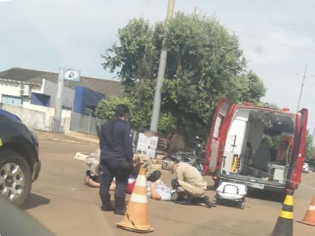 EXCLUSIVO: Momento exato do acidente com duas motocicletas no centro de Colíder. (Vídeo)
