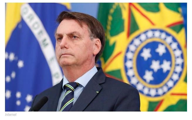 Bolsonaro se manifesta em rede social após liberação do vídeo; 'farsa desmontada'