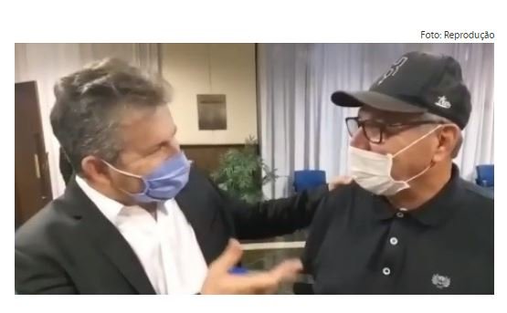 Prefeito testa positivo para Covid-19 uma semana após reunião com governador