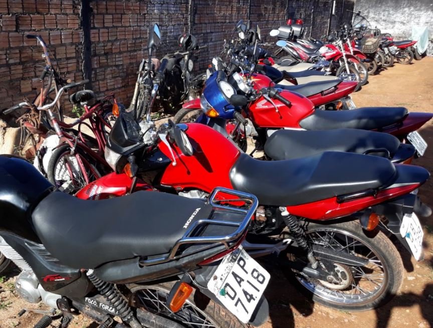 Em Colíder sete pessoas são conduzidas e nove motos apreendidas numa festinha regada a álcool e drogas.