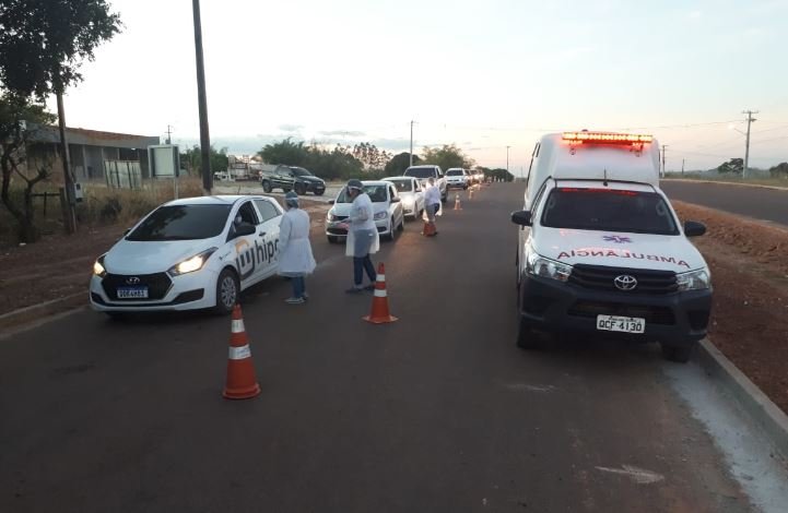 Prefeitura da cidade de Nova Canaã cria barreira sanitária. (Fotos)