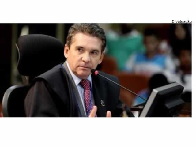 STJ determina varredura na vida de conselheiros e empresas