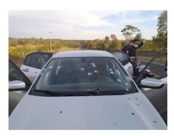 Quatro bandidos morrem em confronto com a Rotam após assaltarem condomínio na região do Manso