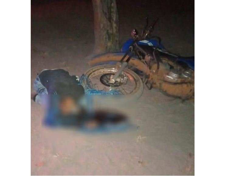 Jovem é morta à tiros pelo ex-namorado; amiga foi baleada