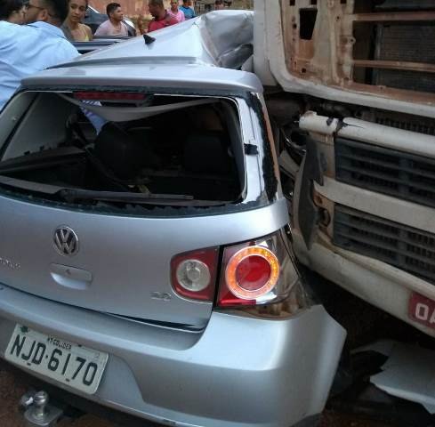Três jovens Colídenses morrem em acidente em Stª Helena e o motorista esta na UTI.(Fotos)