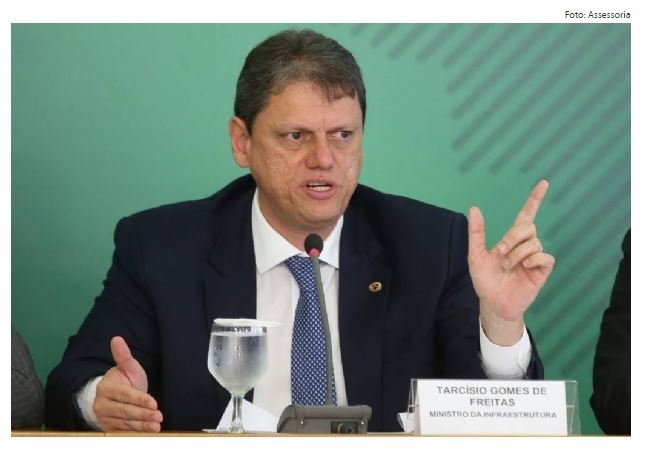 Ministro assina ordem de serviço para ponte sobre o rio Araguaia avaliada em R$ 160 mi