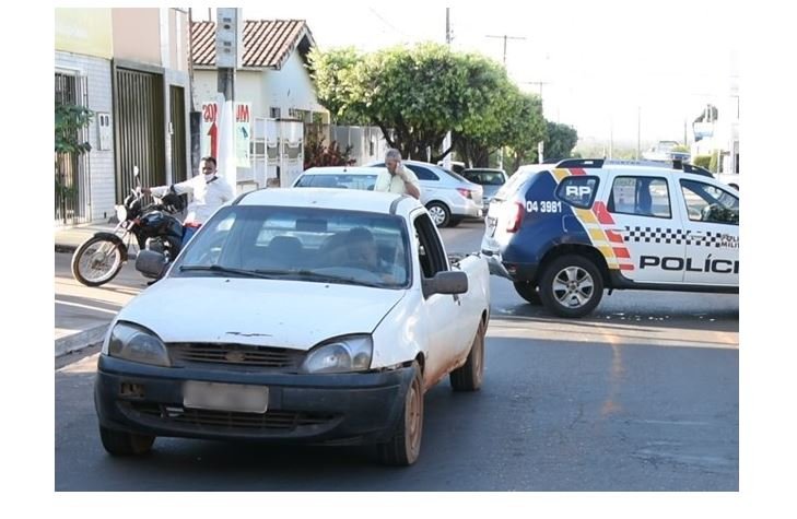 Homem é executado dentro de carro em MT