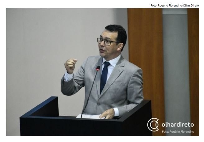 Deputado diz que professores estão passando fome e classifica Adin de Mendes no STF como vingança