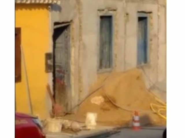Muro desaba e mata pedreiro esmagado na região central de Cuiabá. (Vídeo)