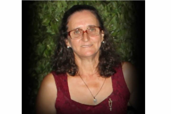 Mulher e encontrada morta na area de sua residência em Guarita