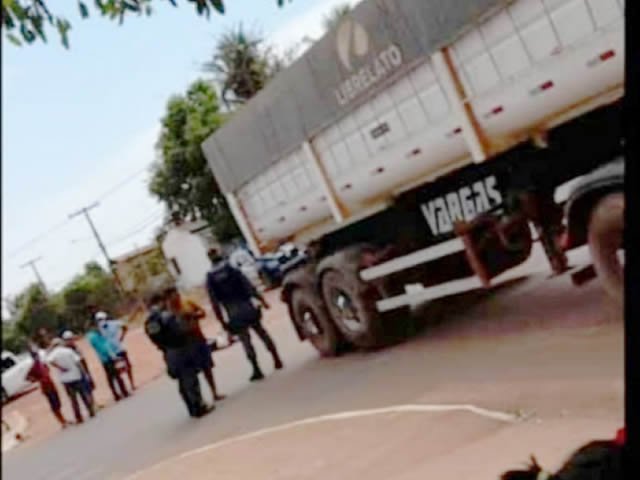 Motociclista fica gravemente ferido após colidir com carreta em Guarantã do Norte