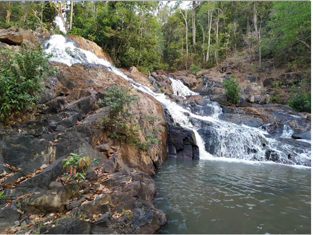 Cachoeira Mércurio de Colíder é ótima opção para o final de semana
