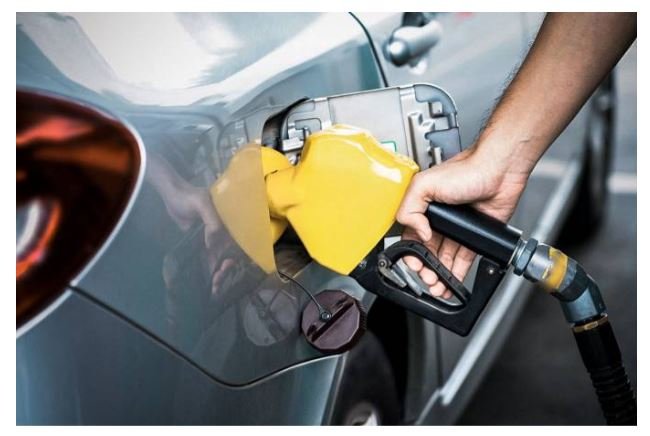 Petrobras reduz preços do diesel e gasolina em 5% após tombo do petróleo.