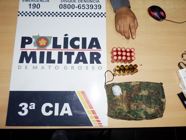 Jovem é preso em Colíder com varias municoes de arma de fogo e Droga. (Vídeo)