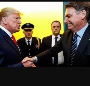 Trump sai em defesa de Bolsonaro nas redes sociais: 'Deixem ele em paz' 