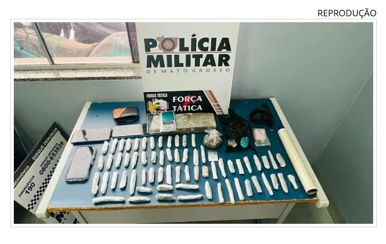 'Aviãoznho' é flagrado com drogas em moto e entrega casa usada pelo CV