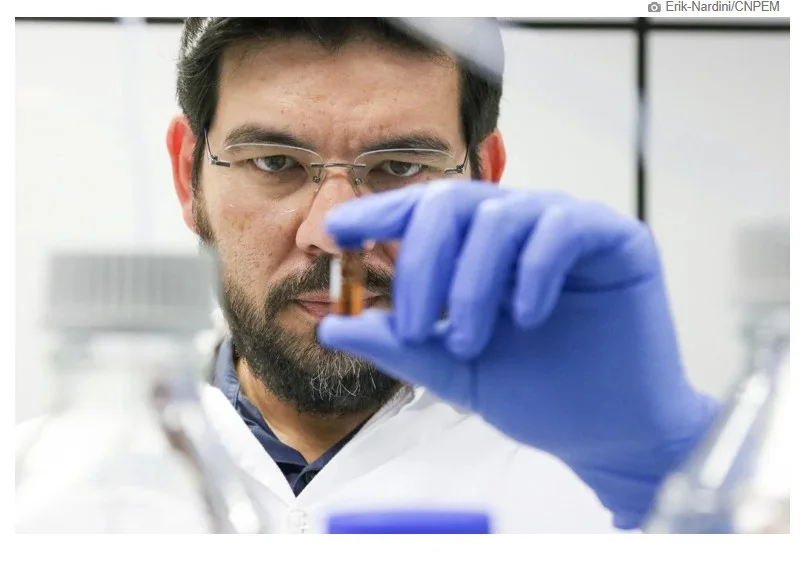 Cientista que faz pesquisa com enzimas de capivaras ganha "Nobel do Brasil"