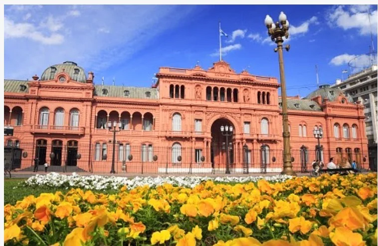 PIB da Argentina avança 2% e supera previsões no 2º tri