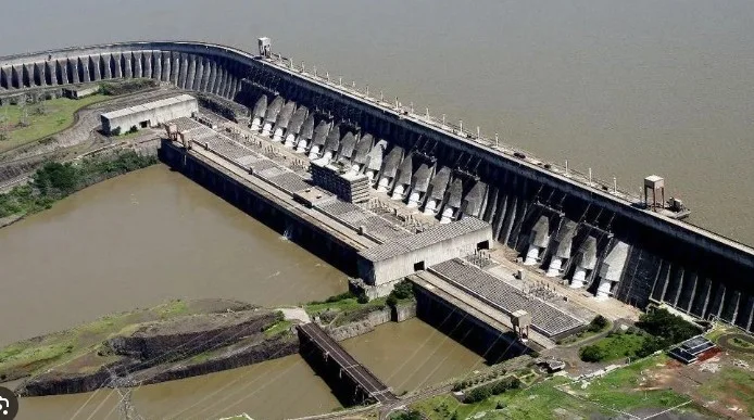 EUA anunciam acordo no Paraguai para usar energia Itaipu em projeto de IA