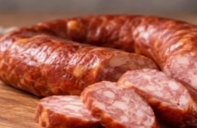 Anvisa proíbe consumo e venda de lote linguiça suína com bactéria